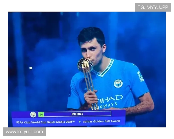 罗德里稳固核心地位，曼城中场引领攻防节奏